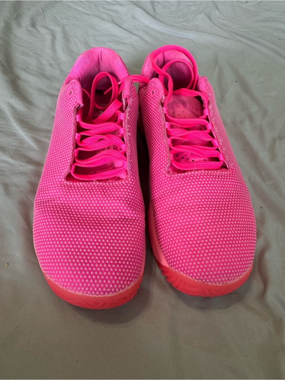 NOBULL SuperFabric Trainers HOT Neon Pink W10/M8.5